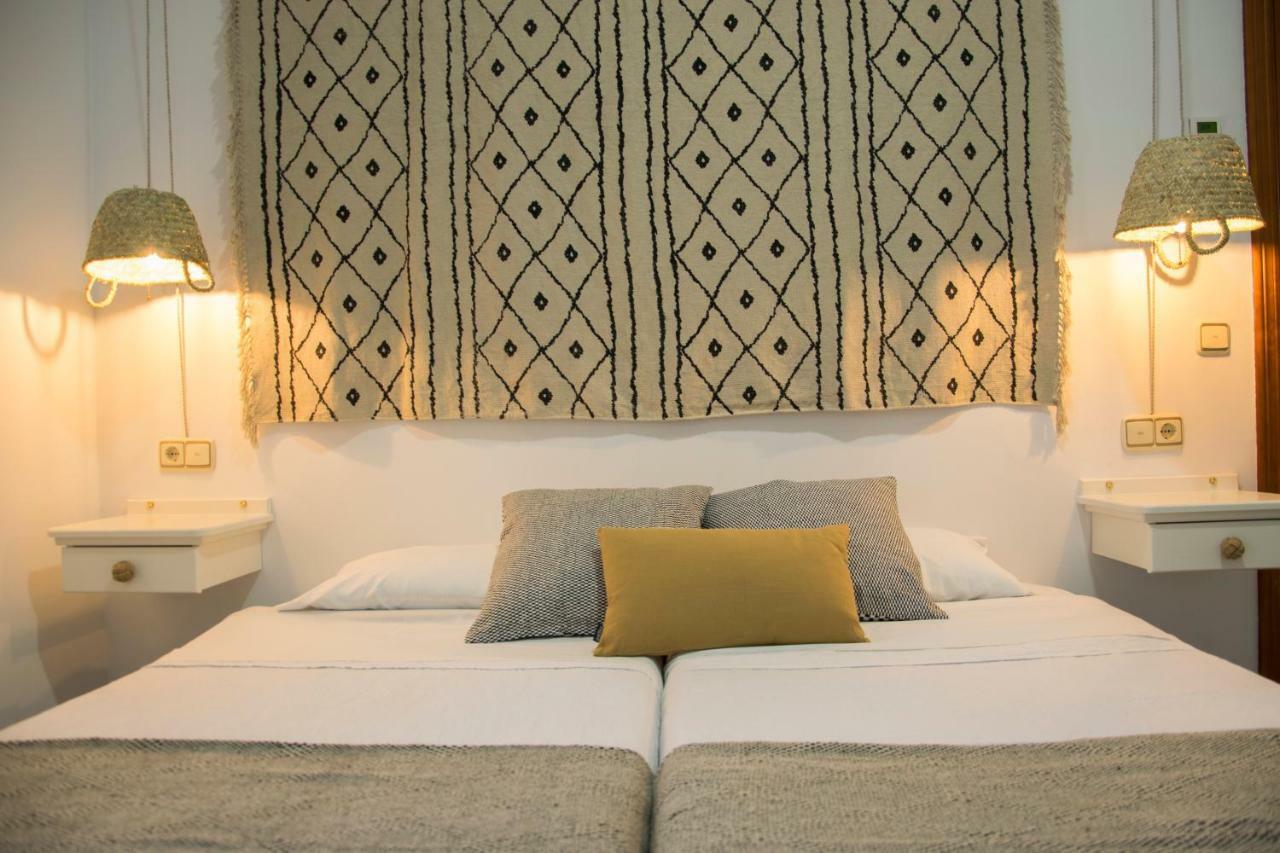 Hotel Mariantonia Chiclana de la Frontera Bagian luar foto