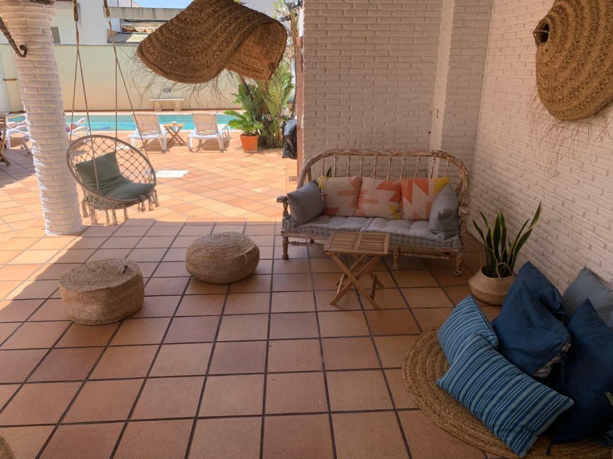 Hotel Mariantonia Chiclana de la Frontera Bagian luar foto